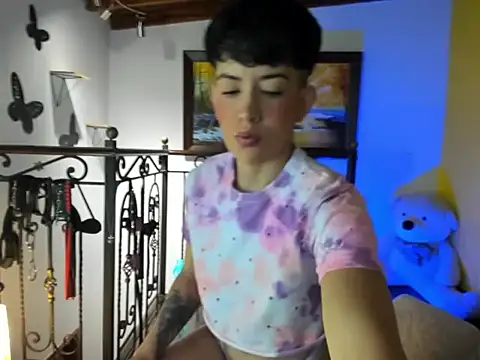 Zulyhenao online show from November 26, 11:11 am