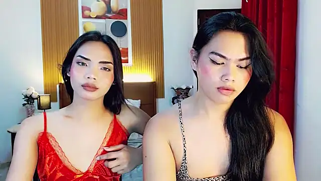 Snapshot of fallinLunaxX chatting on October 19, 4:09 pm fallinLunaxX online show from October 19, 4:09 pm