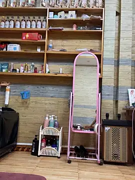 Noen 22 online show from October 8, 8:51 am