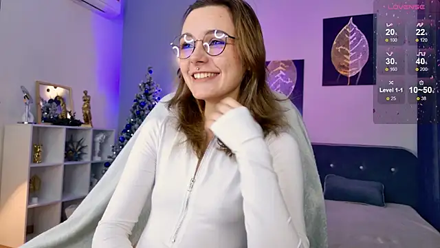 ElizabethMilller  online show from December 13, 10:05 pm