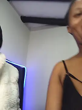 Sex bomb30 online show from July 28, 9:14 pm