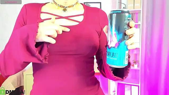 Sara Frayer online show from November 28, 1:08 am