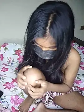 hottywife-03 online show from May 19, 6:04 pm