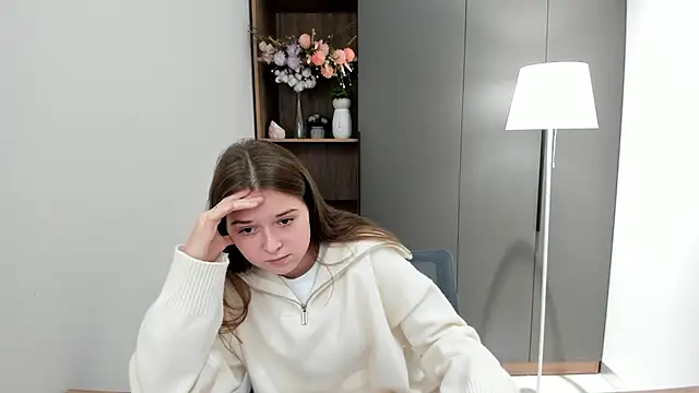 MelvinaCiarlo online show from October 3, 10:42 am