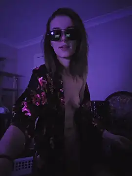 lonely Cosplay chick online show from November 13, 5:01 pm