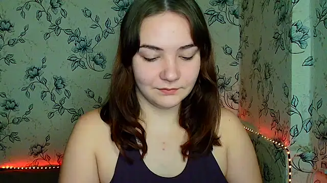 OliviaMontgommery online show from December 19, 11:13 am