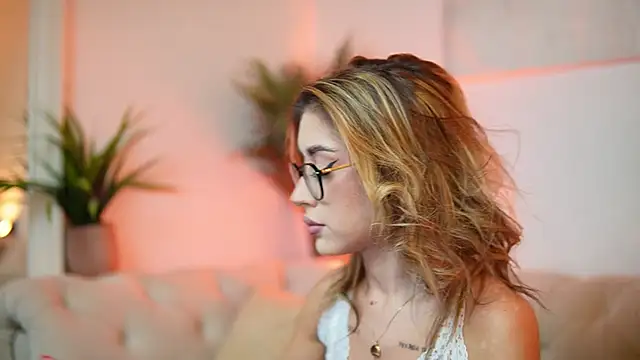 AileenKiss online show from November 9, 7:21 pm