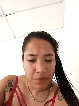 hello Nina online show from December 1, 8:44 pm