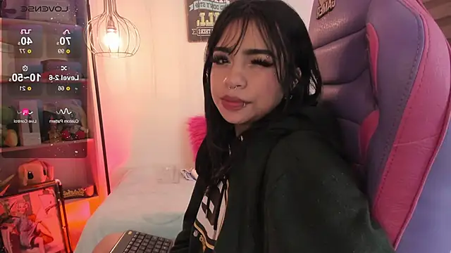 emma soffia online show from February 12, 8:54 pm