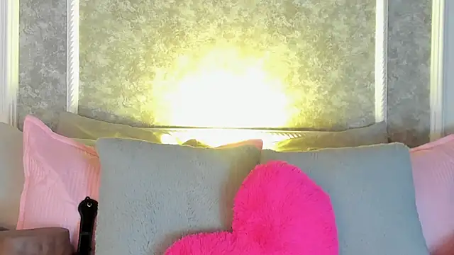  victoriaa  lois online show from November 2, 1:20 am