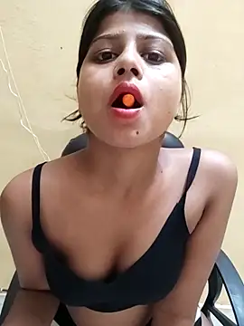 Saniya Doll online show from June 19, 9:29 pm