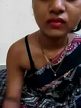 Saniya Doll online show from July 15, 7:29 pm