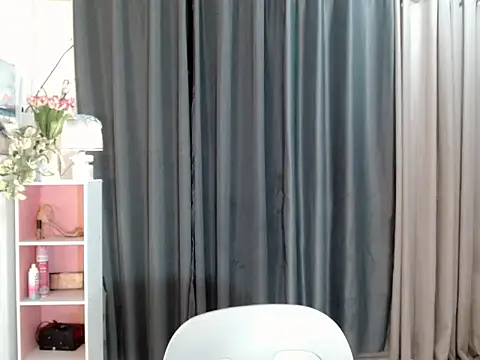 buttycamillex online show from January 19, 3:30 pm