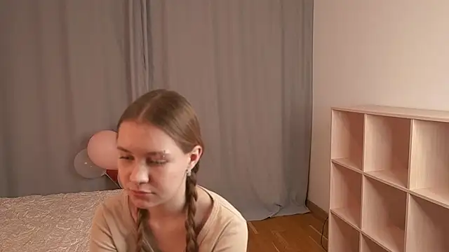 MarindaRuud online show from November 3, 12:20 pm