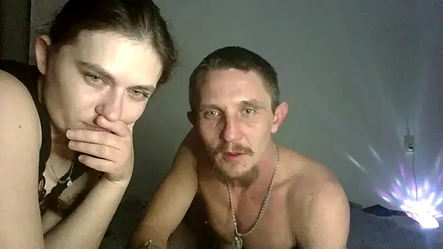 Twolatte1520 online show from February 5, 10:13 pm