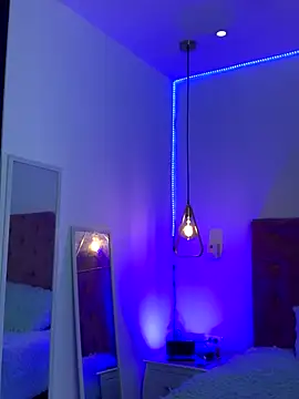 Rose monroee online show from November 4, 7:41 pm