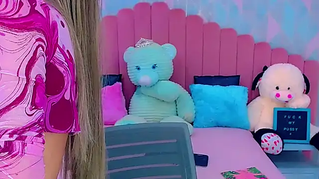 miss dania75 online show from November 25, 5:20 am