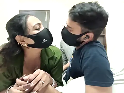 horny milf couple online show from December 3, 7:16 pm