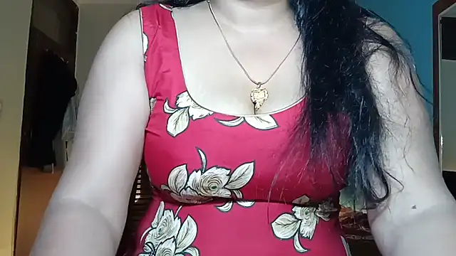 horny milf couple online show from June 23, 6:17 pm