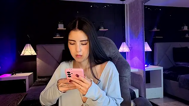 giapearl25 online show from November 22, 4:37 am