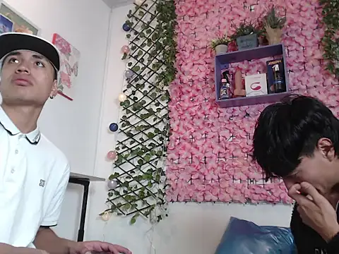 alex russo   online show from October 19, 4:03 am