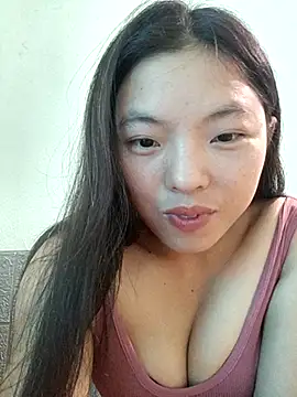 Snapshot of Genie_tin chatting on October 9, 2:05 am Genie tin online show from October 9, 2:05 am