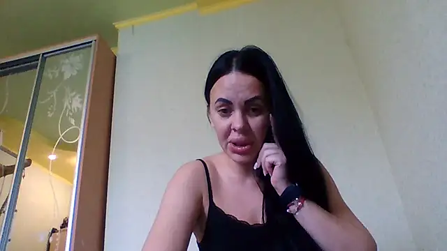 Snapshot of Stefaniyaxq chatting on October 9, 7:56 am Stefaniyaxq online show from October 9, 7:56 am