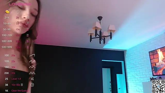 Jade Lumin online show from October 23, 1:50 pm