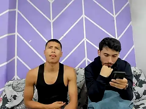 AKARY01 online show from October 17, 7:39 pm