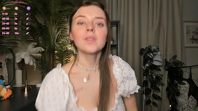 ThelmaJusto online show from March 1, 4:18 pm