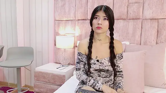 CristalShayy online show from November 8, 3:55 am