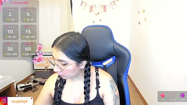 LoveLyy- online show from June 29, 5:34 pm