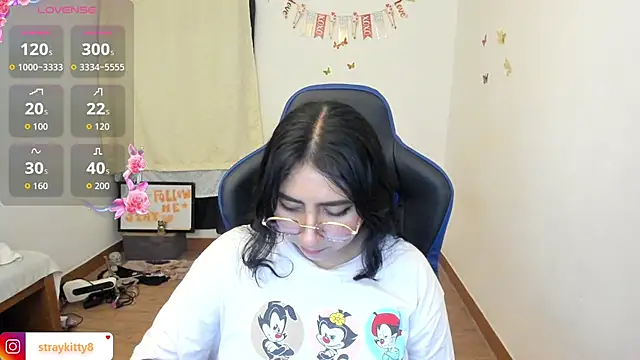 LoveLyy- online show from June 25, 12:21 am