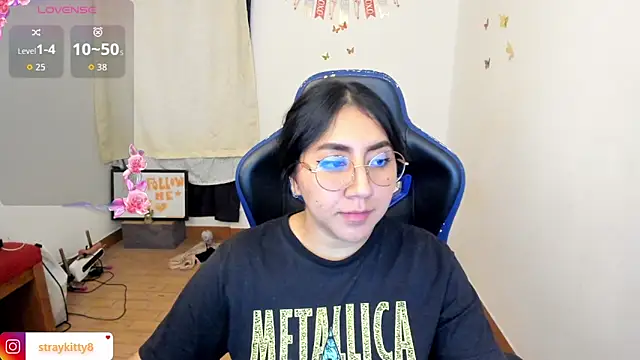 LoveLyy- online show from February 20, 9:48 pm