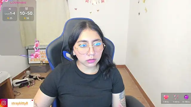 LoveLyy- online show from July 30, 12:22 am