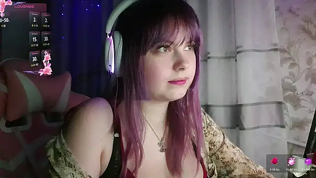 KristiBloom online show from March 1, 8:52 pm