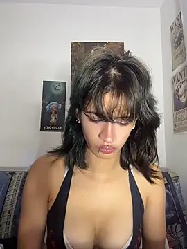 sukulaurens online show from June 21, 4:49 am