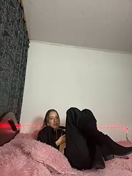 Sophia rouse online show from October 30, 5:10 am