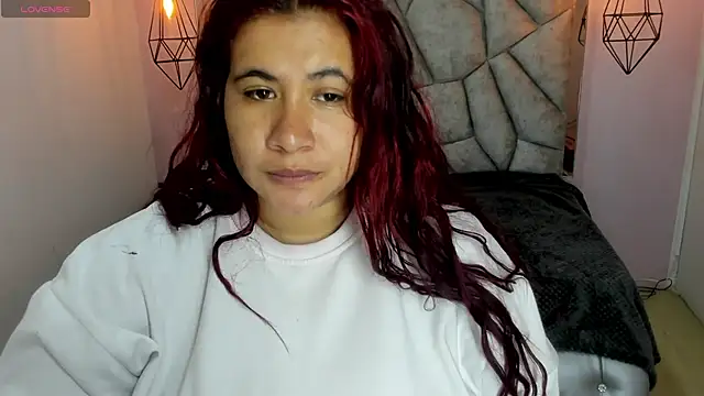 Addyy 02 online show from April 15, 7:03 pm