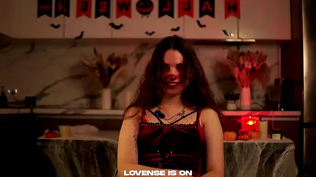 AmmieGerber online show from October 31, 2:13 am