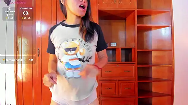 Sofy and Mia online show from October 24, 12:34 pm