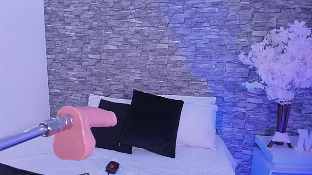 sabrina f0xx online show from July 4, 5:42 pm