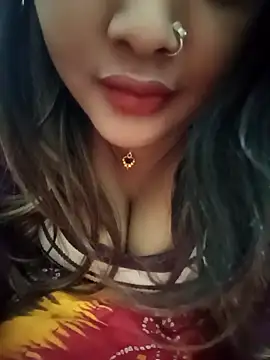 Beauty Queen Soniya online show from November 26, 9:49 pm