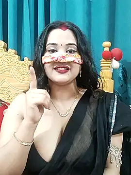 Beauty Queen Soniya online show from March 13, 8:43 pm