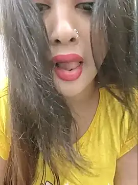 Beauty Queen Soniya online show from July 19, 3:53 am