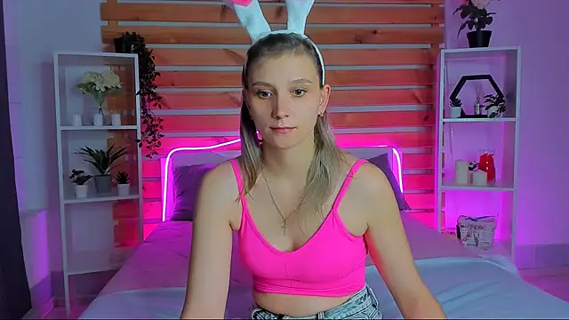 Sophia Elliott online show from October 14, 1:52 am