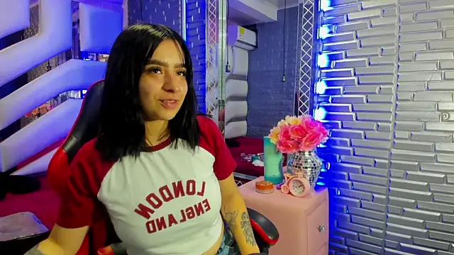 RubyEvanns online show from March 12, 8:11 pm