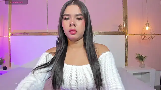 TianaGlow44 online show from December 15, 11:59 am