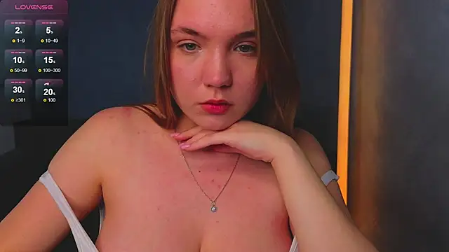 RebeccaEglitis online show from March 12, 4:42 pm