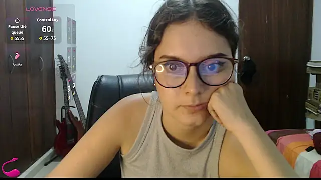CarlaLorez online show from May 31, 2:17 am